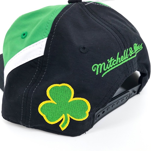 BOSTON CELTICS Mitchell & Ness Snapback Hat - Picture 7 of 8